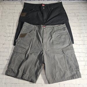 Wrangler Workwear 42 Cargo Shorts Canvas Reinforced Pockets  (Lot Of 2) Ripstop